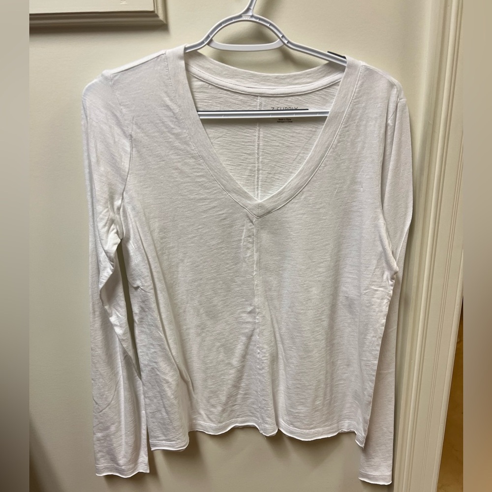 Small Z Supply Long Sleeve V-Nack Tee